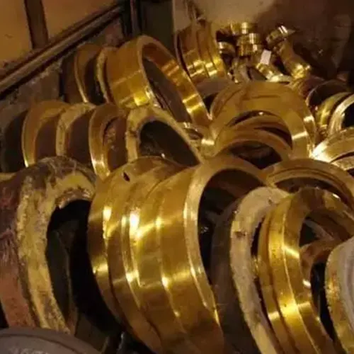 Bronze scrap metal for recycling